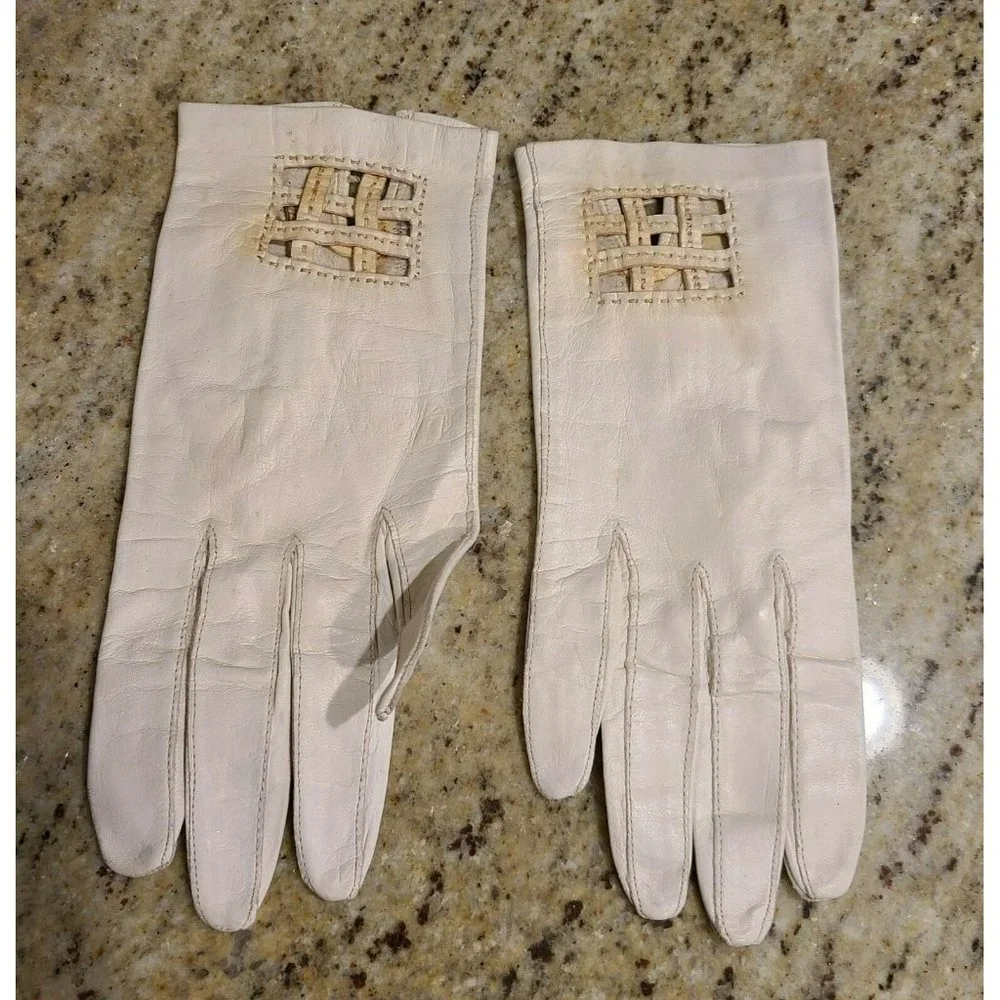 Vintage Leather White 8
